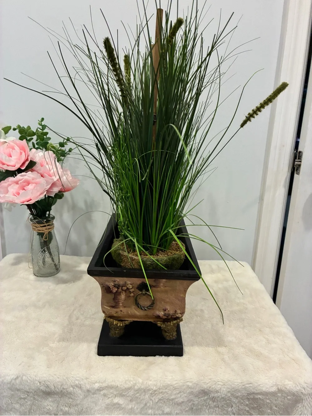 Vintage Planter on pedestal feet with 2 pots of onion grass